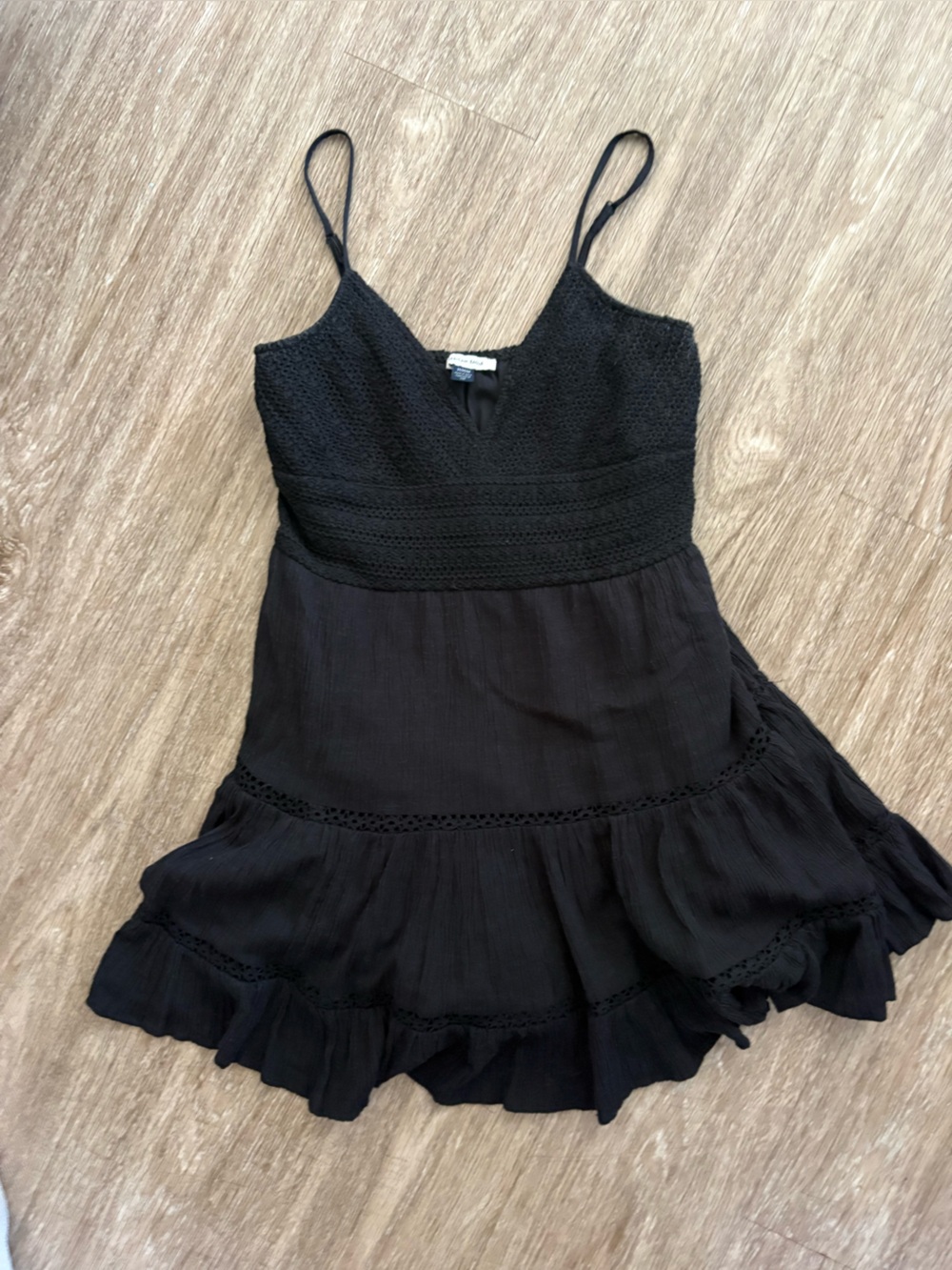 American Eagle Black Crochet-Trim Spaghetti-Strap Tiered Dress